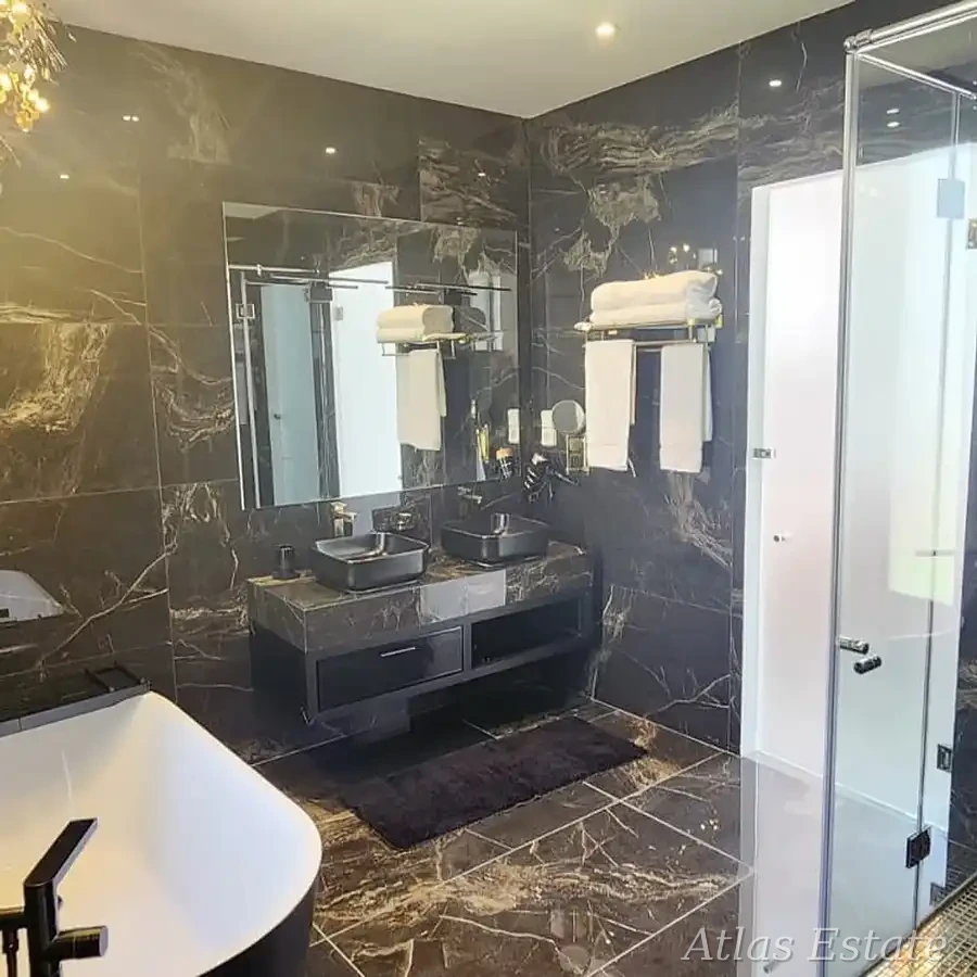 Villa Amir — salles de bain & dressing, photo 17