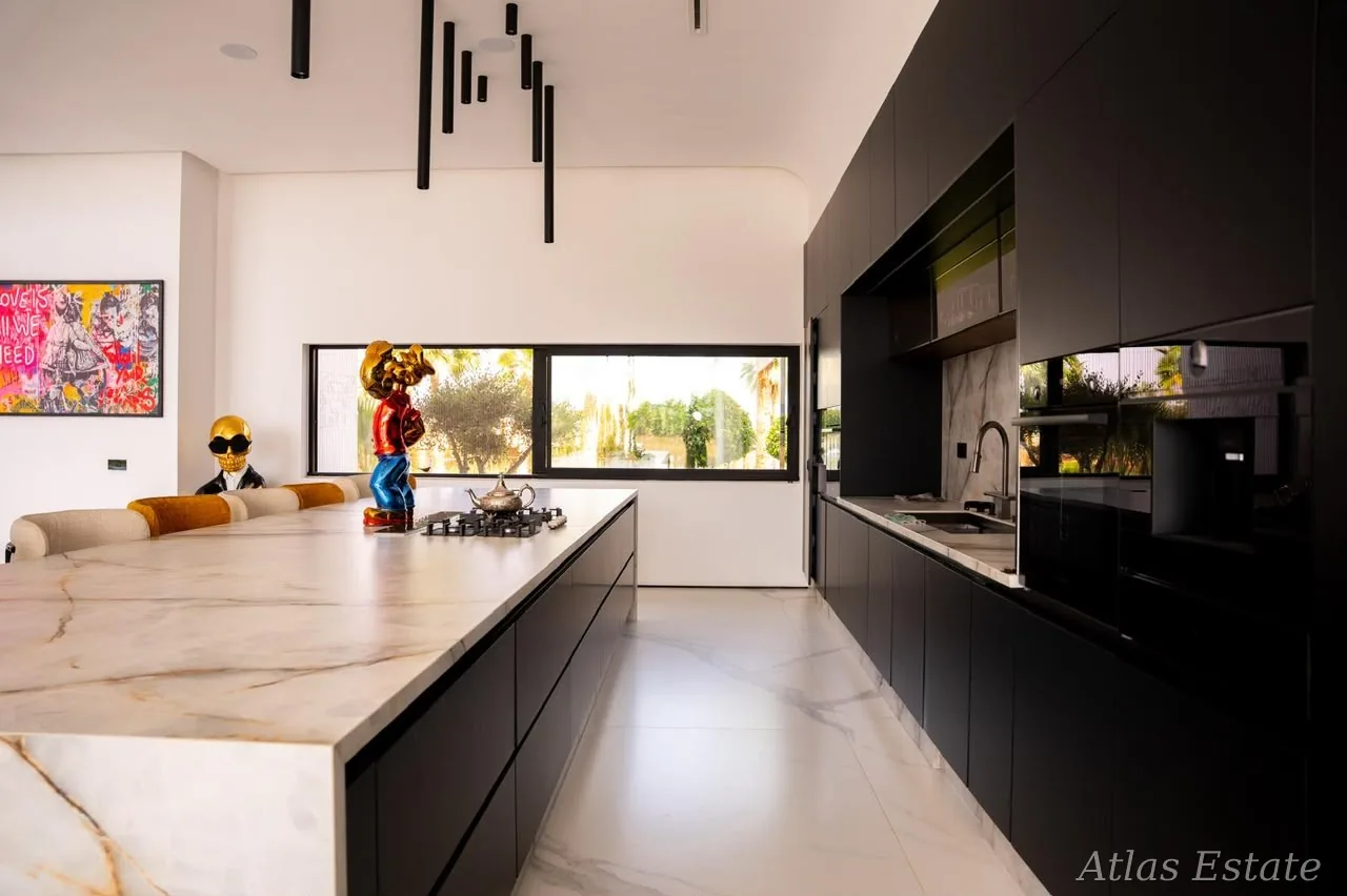 Villa Gora à Marrakech — pièces de vie & cuisine, photo 13